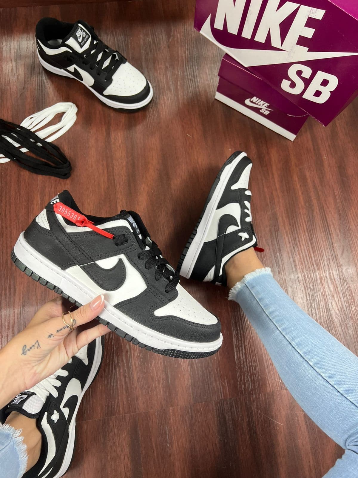 Nike Dunk SB Branco/preto — foto principal