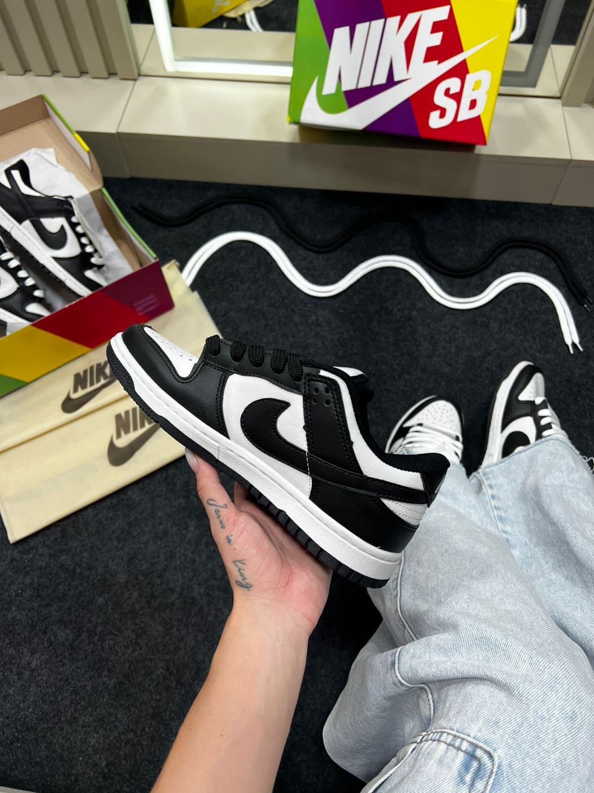 Nike SB Dunk Low Panda Branco e Preto — foto principal