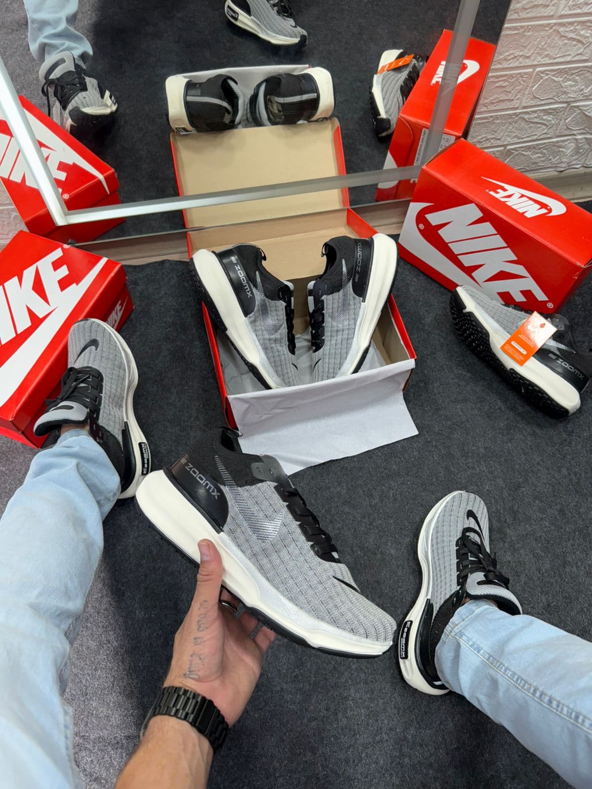Nike ZoomX Invincible Run Prata — foto principal