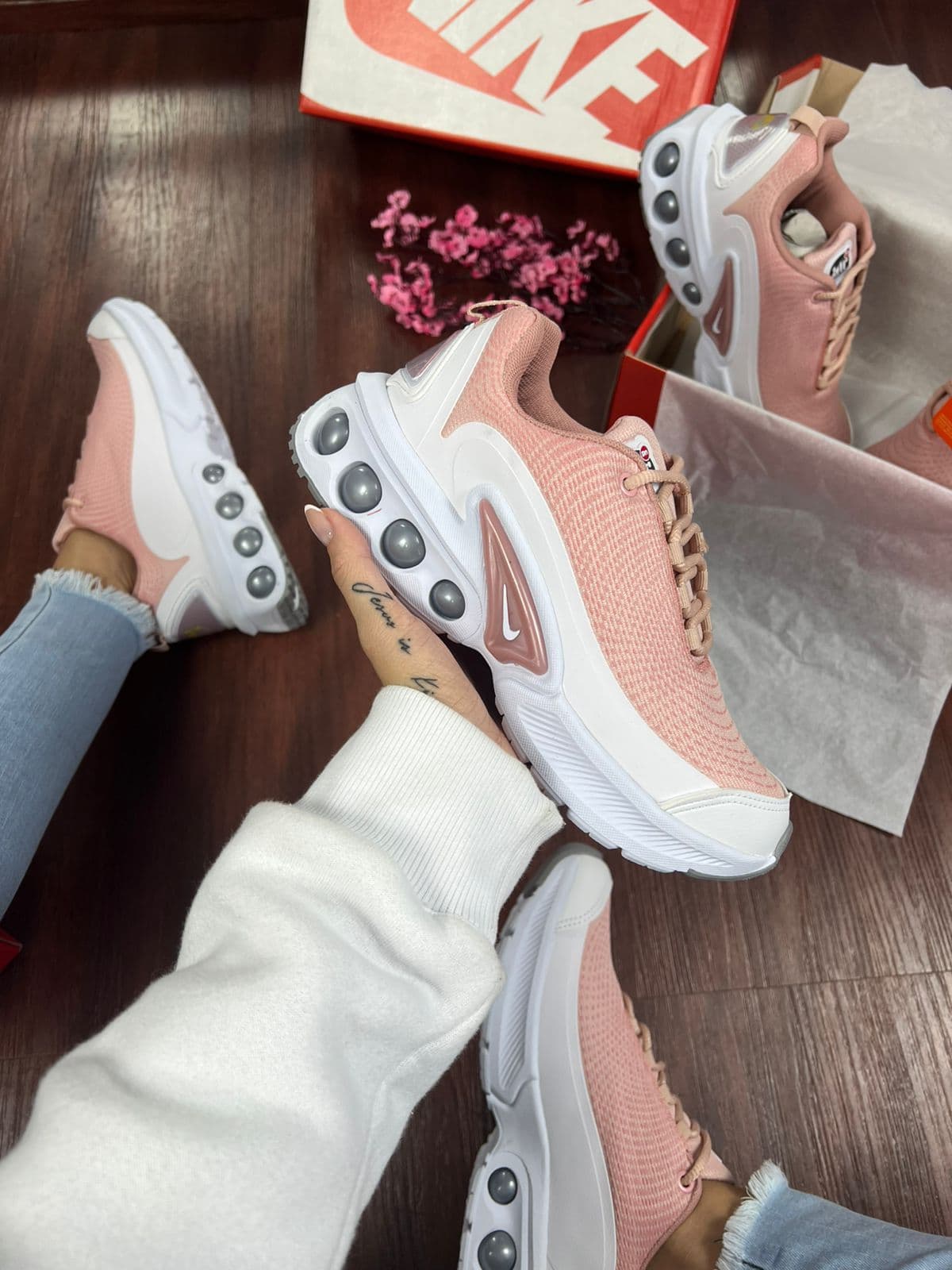 Nike TN Plus Rosa/branco — foto principal