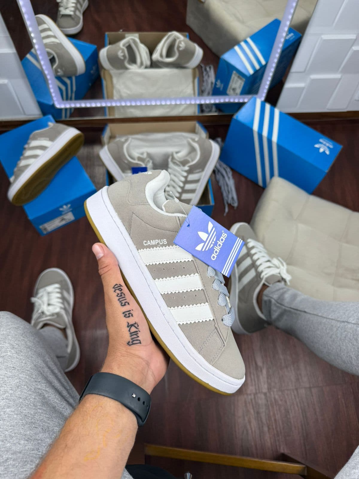 Adidas Campus Cinza — foto principal