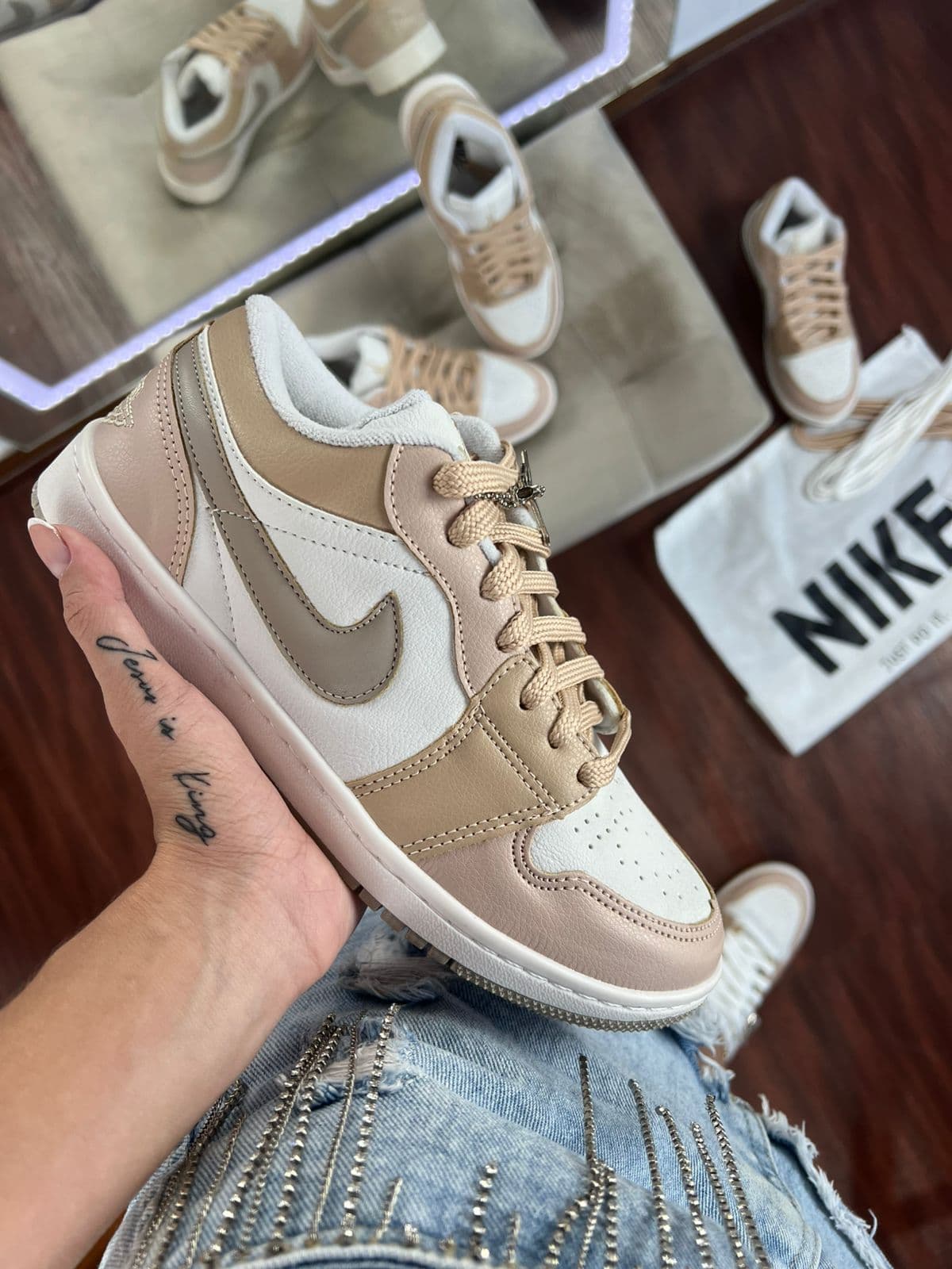 Nike Jordan Low 1 Nude — foto principal