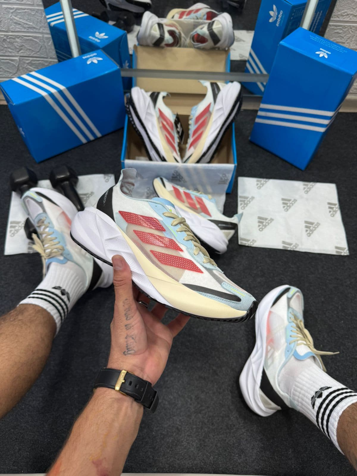 Adidas Adizero Boston 11 Branco Cinza Marrom — foto principal