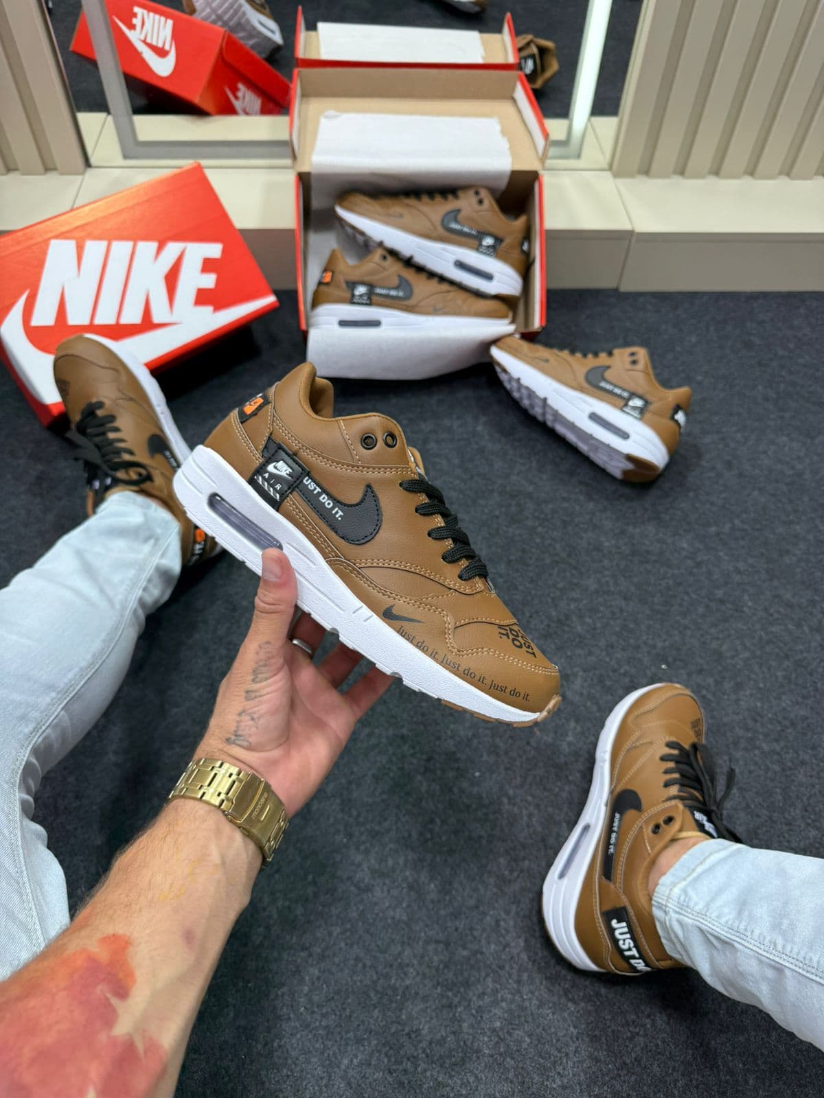 Nike Air Max 90 Caramelo — foto principal